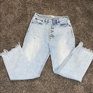 Abercrombie & Fitch Ultra High Rise Ankle Straight